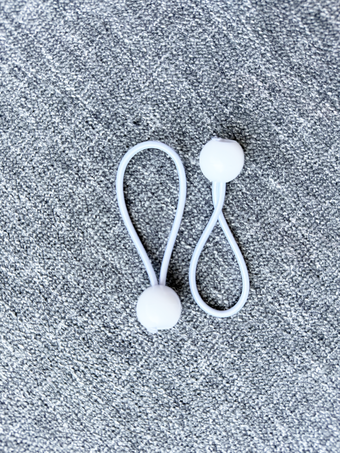 Bungee Loop Media Cord Organizer or Bag Swag Loop Bungee (2 Pack) – White (4" Loops on the Half)