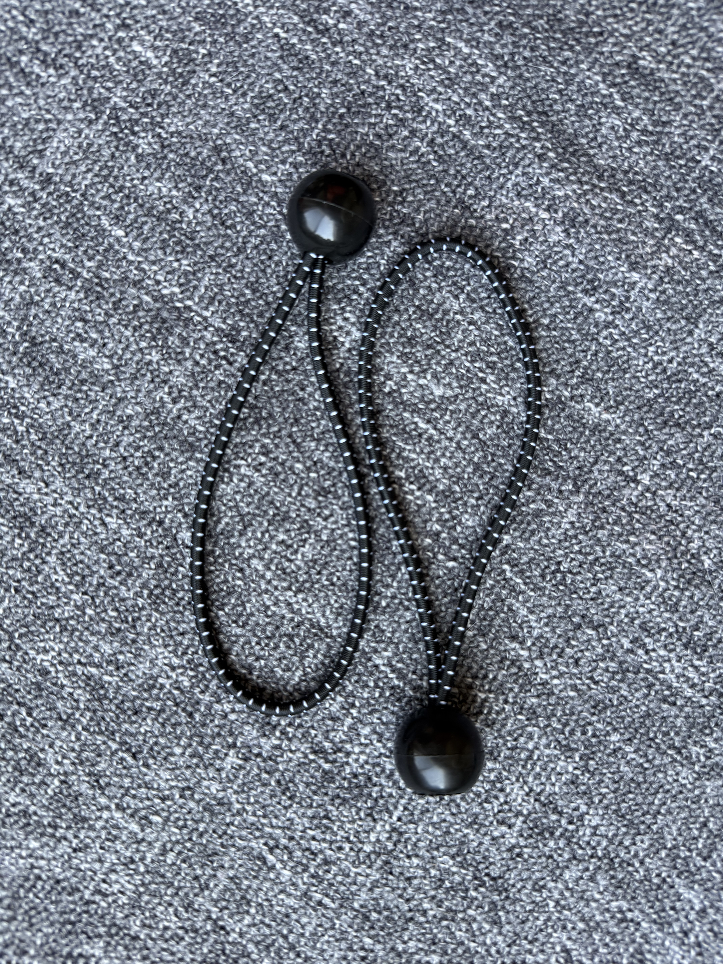 Bungee Loop Media Cord Organizer or Bag Swag Loop Bungee (2 Pack) – Black (6" Loops on the Half)