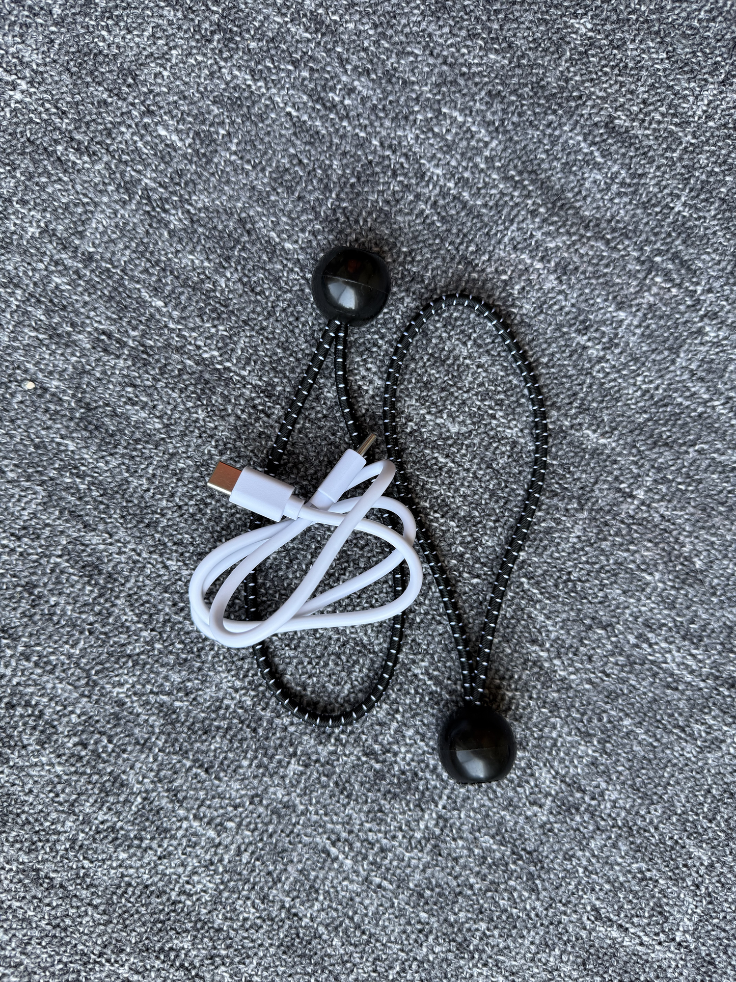 Bungee Loop Media Cord Organizer or Bag Swag Loop Bungee (2 Pack) – Black (6" Loops on the Half)